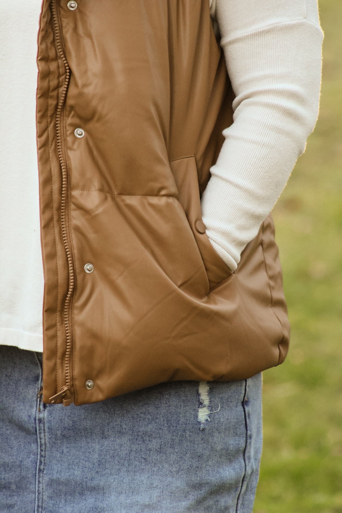 THE ALLIE-CARMEL FAUX LEATHER PUFFER VEST