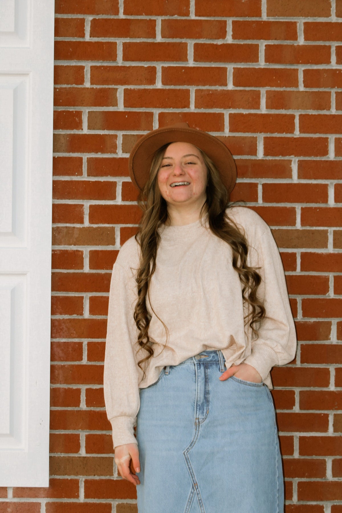 THE PARIS-RIBBED TAN TOP